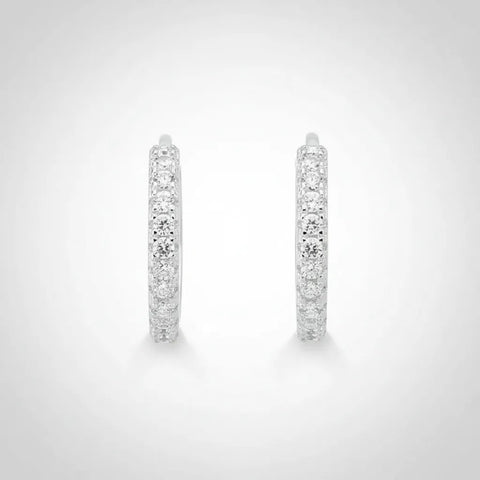 Brinco de Prata Argola Click com Zircônias Cristal 12mm